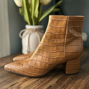 MARC FISHER BROWN JARLI POINTY ANKLE BOOT SIZE 8.5M